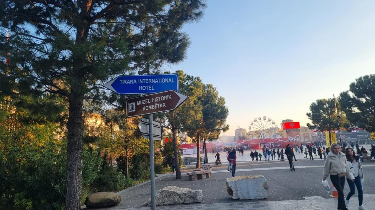 Tirana Inn Hotel מראה חיצוני תמונה
