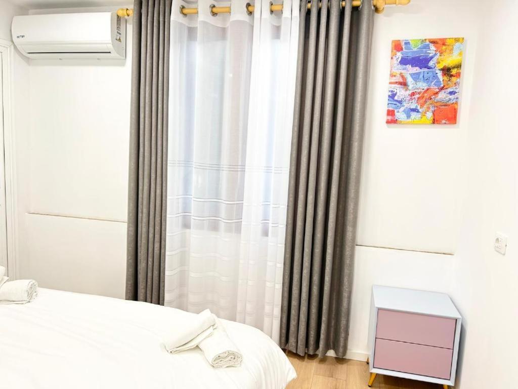 Tirana Inn Hotel מראה חיצוני תמונה