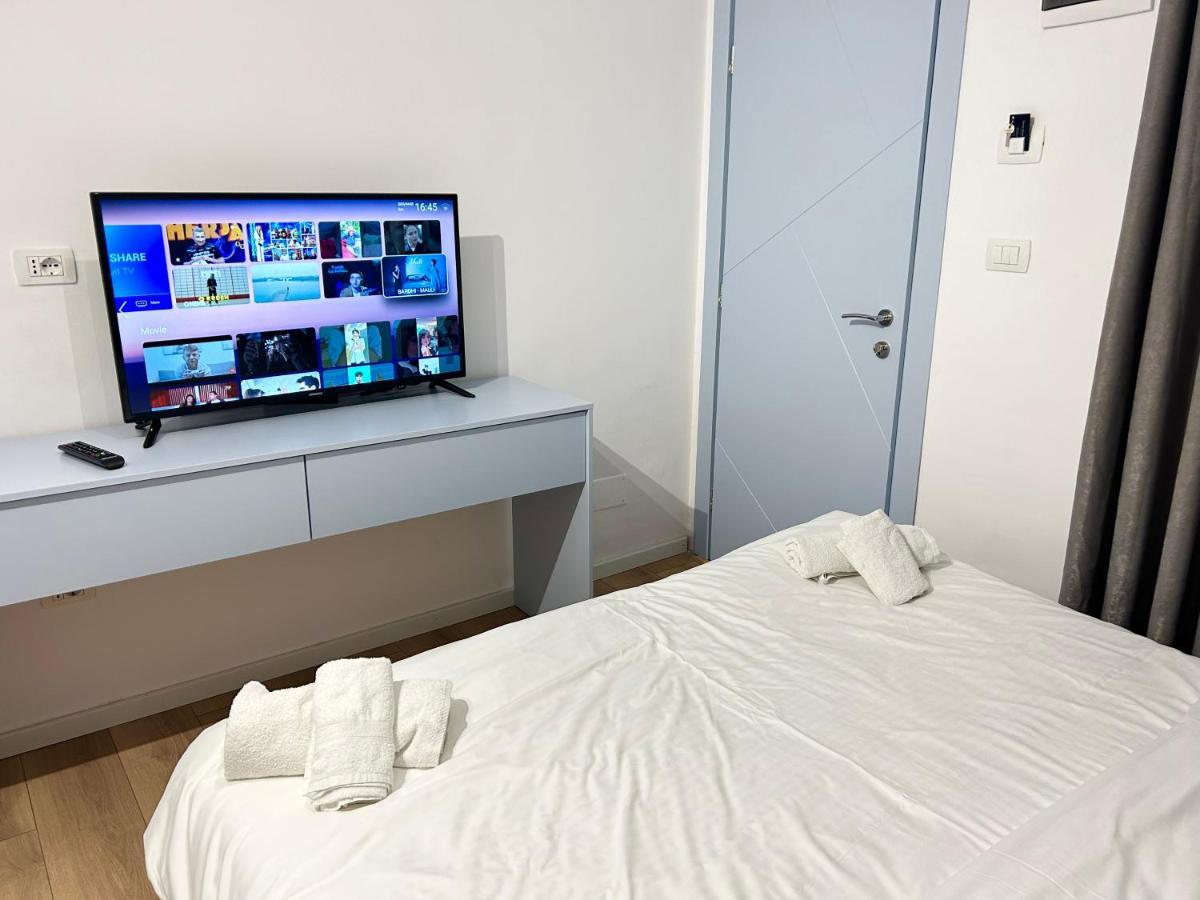 Tirana Inn Hotel מראה חיצוני תמונה