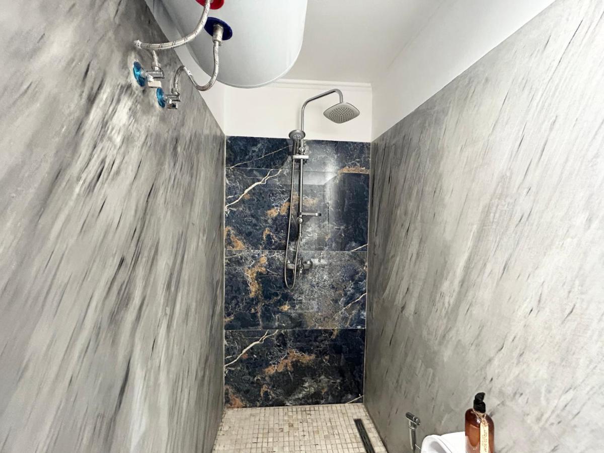 Tirana Inn Hotel מראה חיצוני תמונה