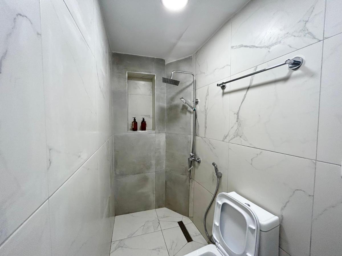 Tirana Inn Hotel מראה חיצוני תמונה