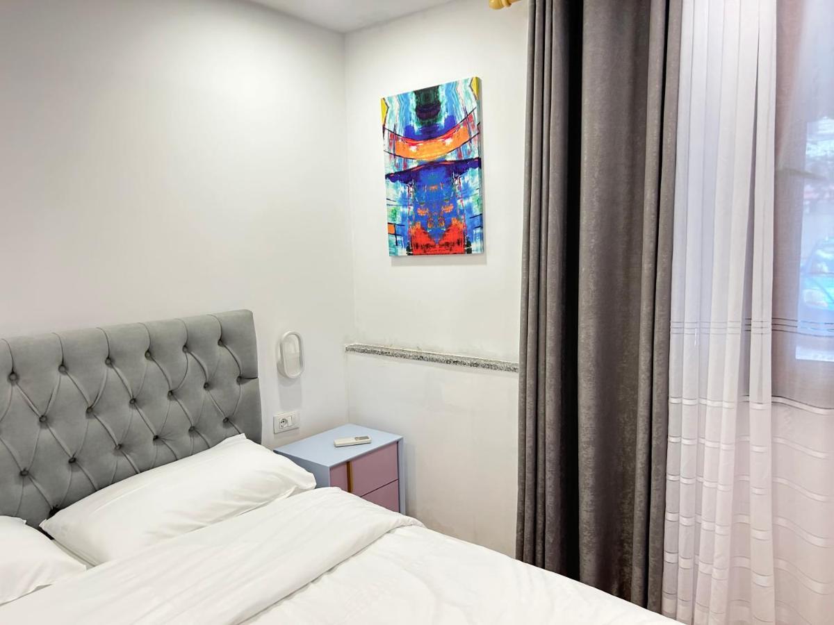 Tirana Inn Hotel מראה חיצוני תמונה