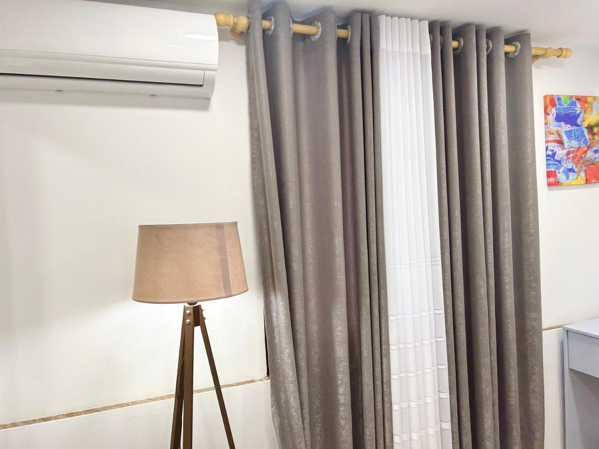 Tirana Inn Hotel מראה חיצוני תמונה