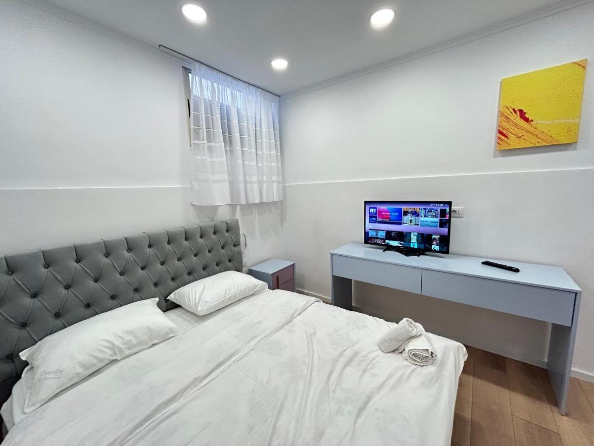 Tirana Inn Hotel מראה חיצוני תמונה