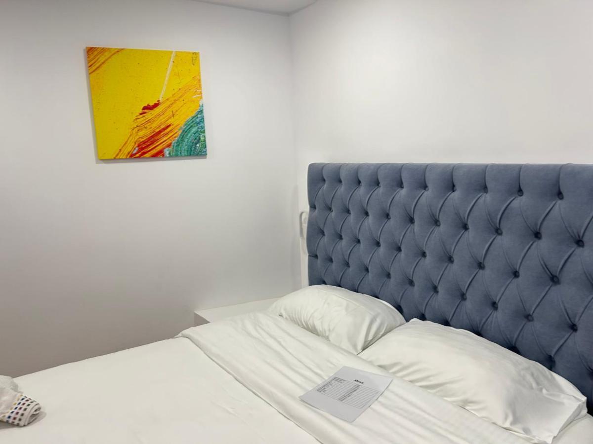 Tirana Inn Hotel מראה חיצוני תמונה