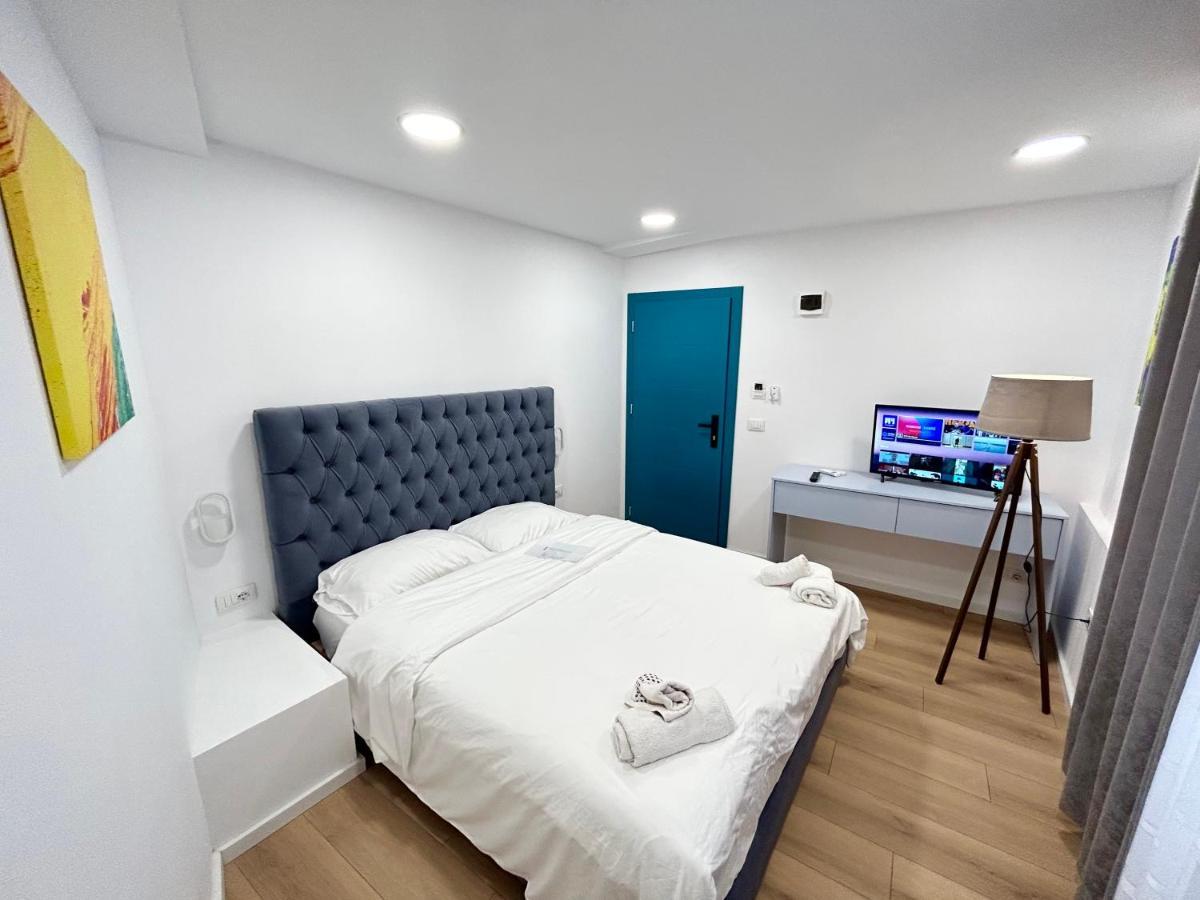 Tirana Inn Hotel מראה חיצוני תמונה